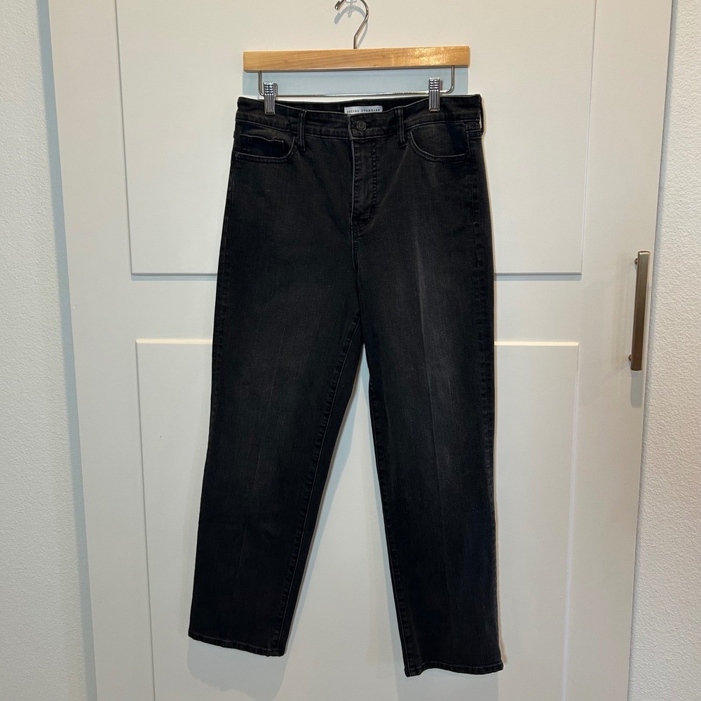 Social Standard by Sanctuary Slim Straight Jeans‎ Black Wash Size 10 30 Goth